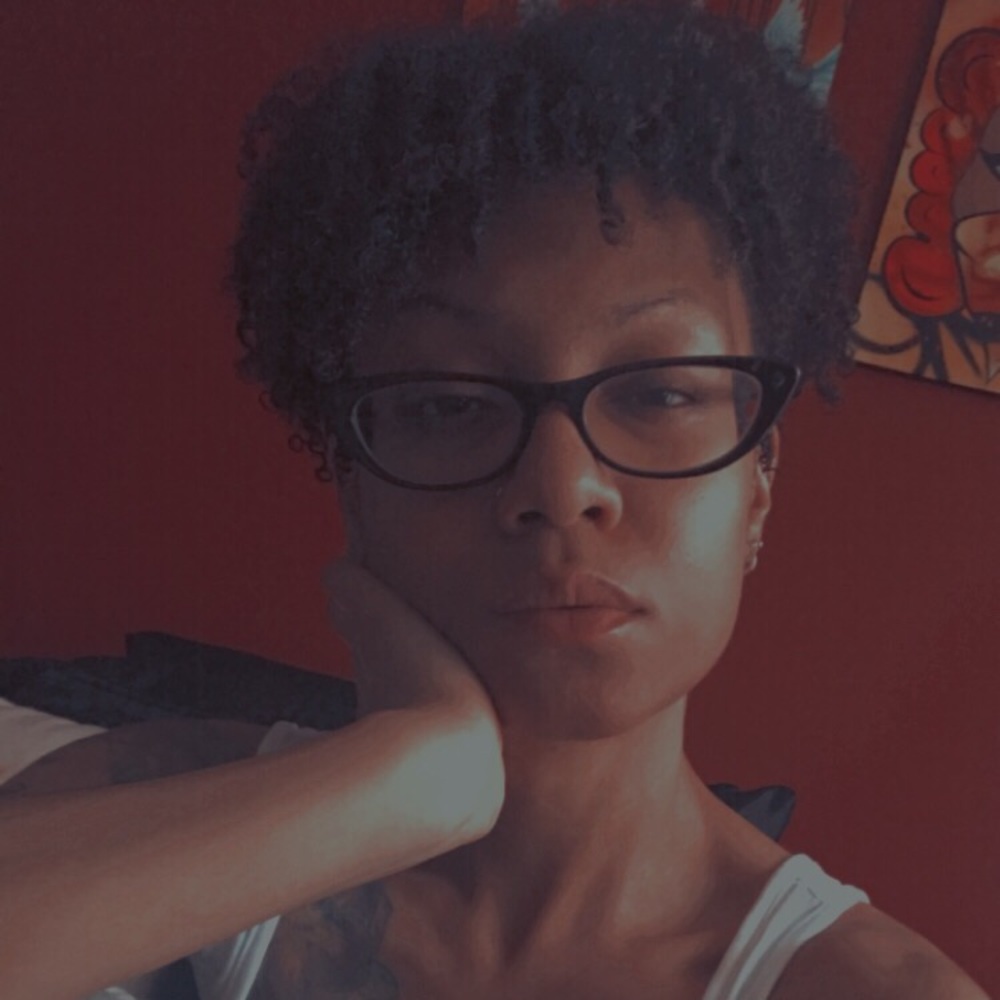 Meet your Posher, Ilah